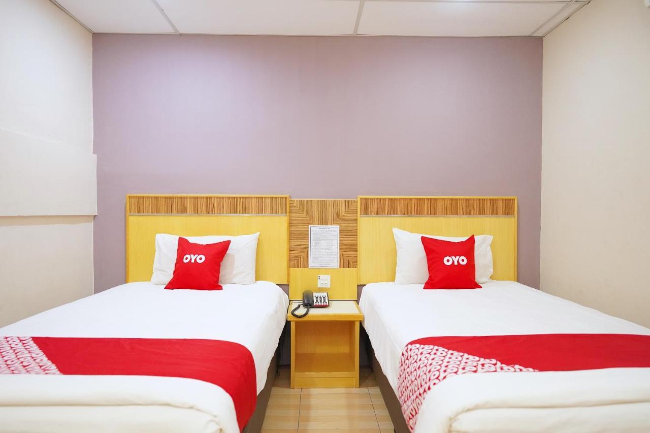 Oyo 89866 Houz Inn Bintulu Buitenkant foto
