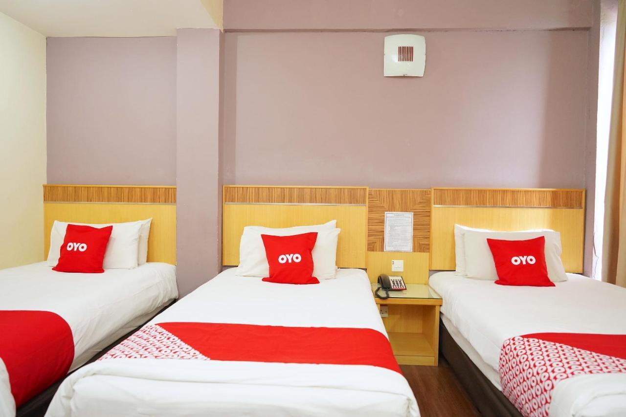 Oyo 89866 Houz Inn Bintulu Buitenkant foto