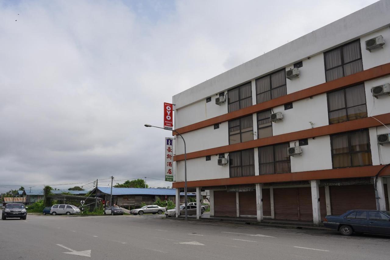 Oyo 89866 Houz Inn Bintulu Buitenkant foto