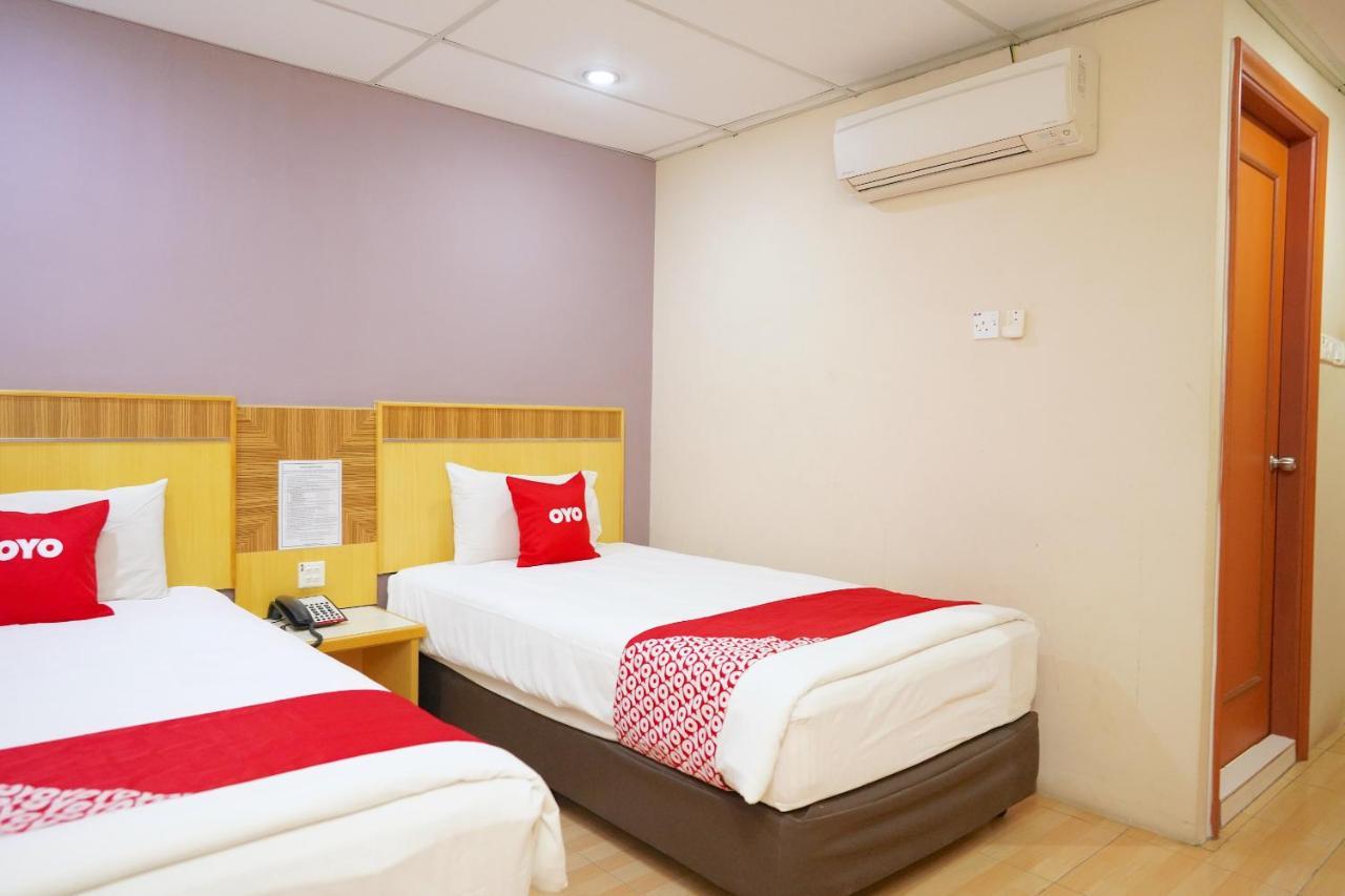 Oyo 89866 Houz Inn Bintulu Buitenkant foto